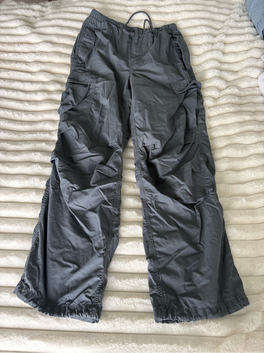 Tna grey cargo pants